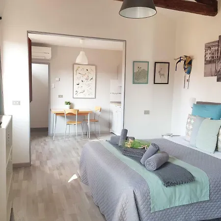 G & T Apartment *