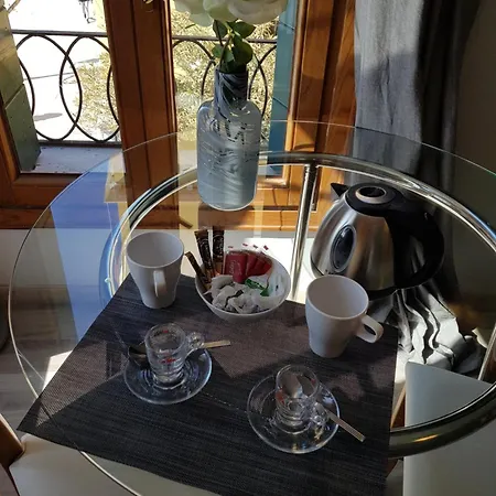 G & T Βενετία